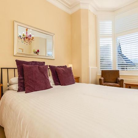 The Gables Guest House آمبيلسايد المظهر الخارجي الصورة